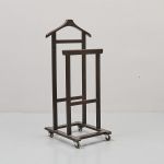 1061 6310 VALET STAND